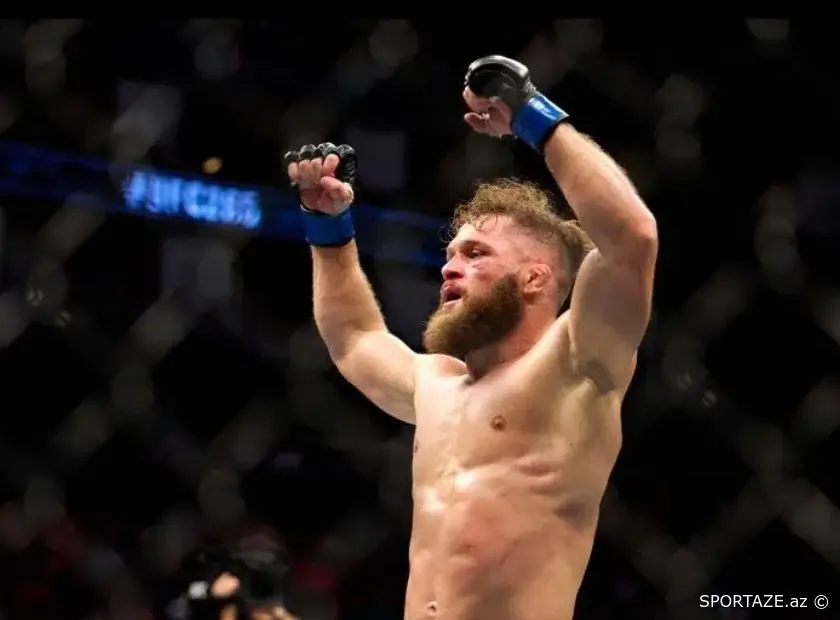 Azərbaycanın MMA döyüşçüsü Rafael Fiziyevə UFC ulduzu ilə döyüşmək təklif olunub