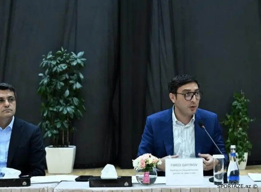 Nazir Fərid Qayıbov beynəlxalq yarışlarda uğur qazanmış idmançılarla görüşüb