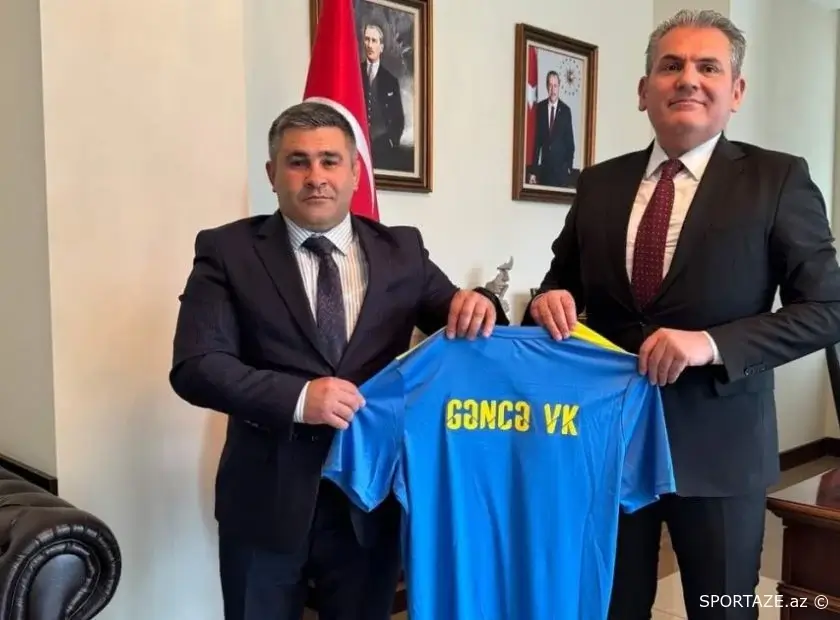 "Gəncə” klubunun prezidenti Türkiyənin Gəncə şəhərindəki Baş konsulu ilə görüşüb