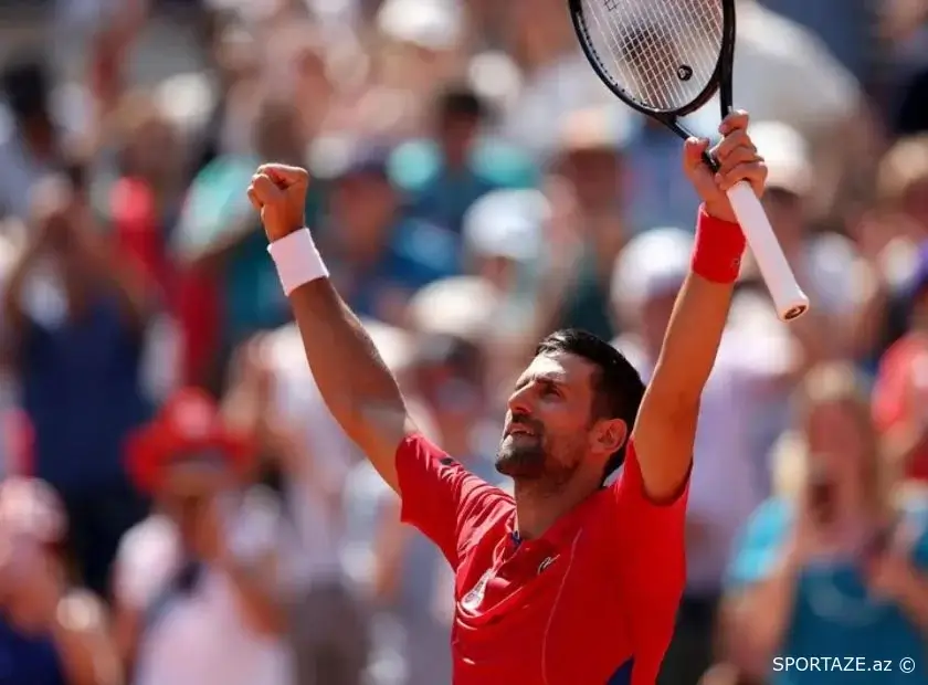 Serbiyalı tennisçi Novak Cokoviç Paris Olimpiadasının dörddəbir final mərhələsinə vəsiqə qazanıb