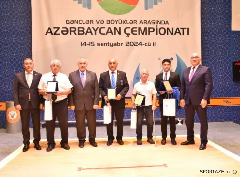 Ağırlıqqaldırma üzrə Azərbaycan çempionatının açılış mərasimi keçirilib